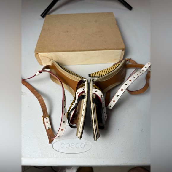 Fendi Multicolour Leather Ankle Strap Heeled Sandals Size 36 / US 6 - Picture 6 of 12